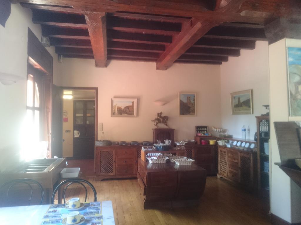 Hotel Le Mas Fleuri فيرنيه ليه با المظهر الخارجي الصورة