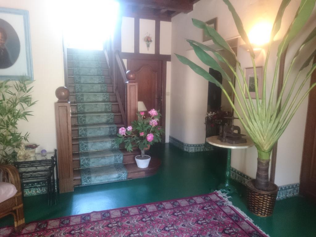 Hotel Le Mas Fleuri فيرنيه ليه با المظهر الخارجي الصورة