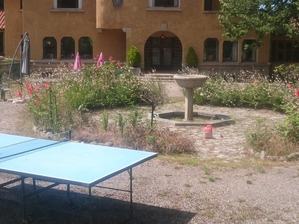 Hotel Le Mas Fleuri فيرنيه ليه با المظهر الخارجي الصورة